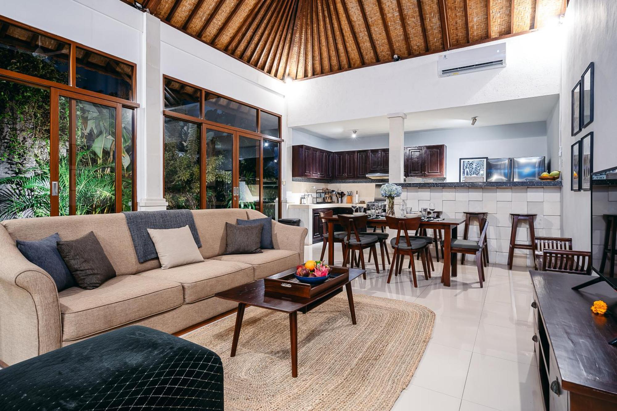Mahayana Villa Batu Belig - Close To The Beach ชังกู ภายนอก รูปภาพ