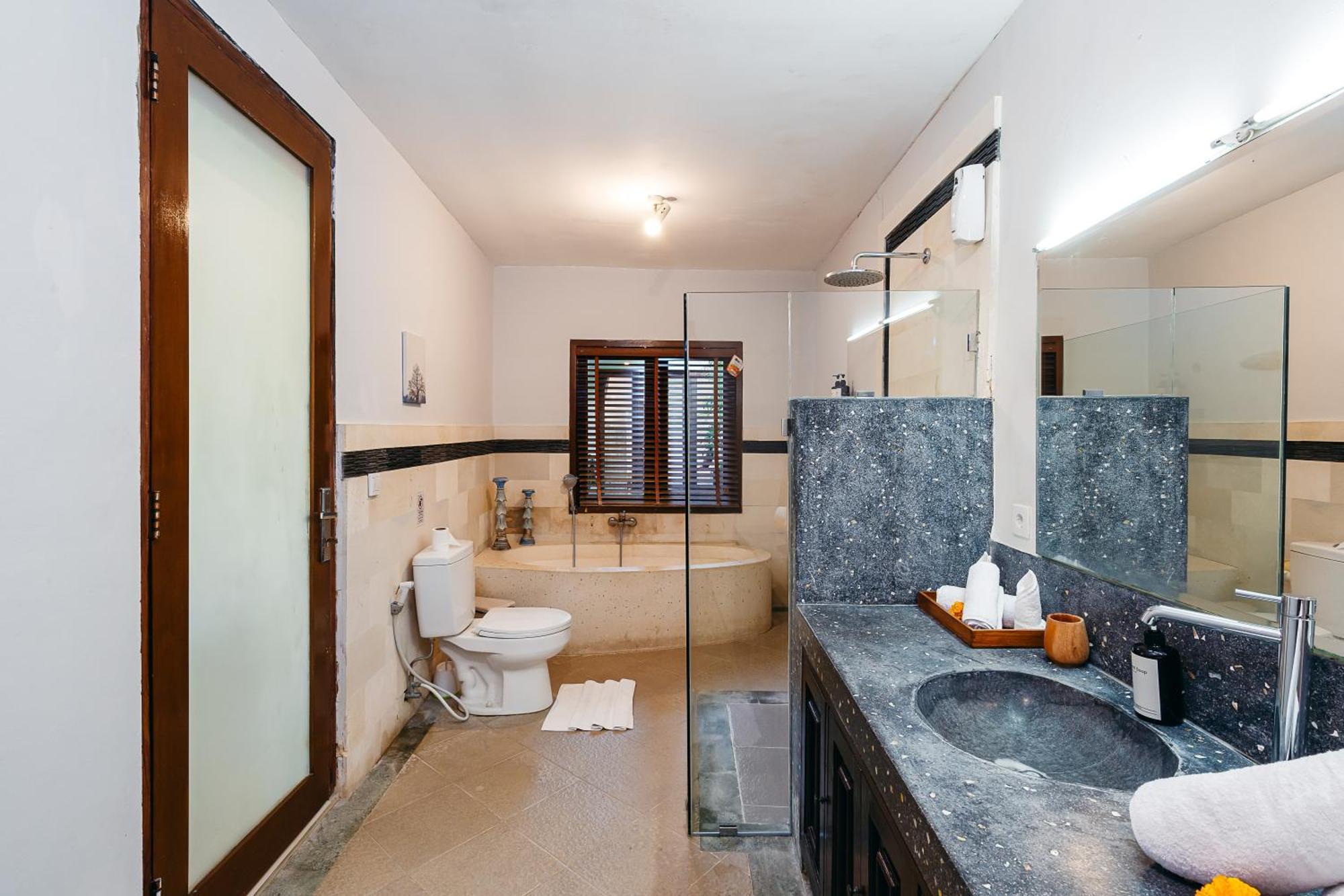 Mahayana Villa Batu Belig - Close To The Beach ชังกู ภายนอก รูปภาพ