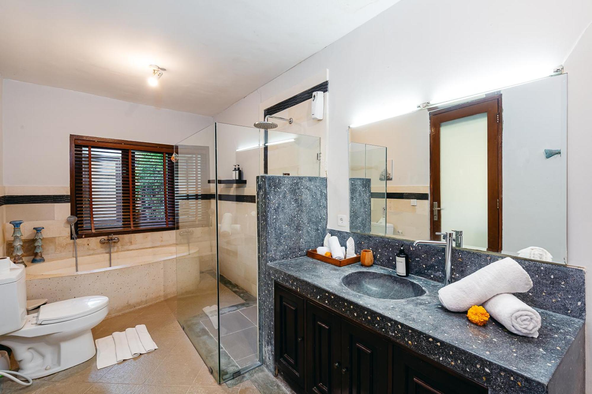 Mahayana Villa Batu Belig - Close To The Beach ชังกู ภายนอก รูปภาพ