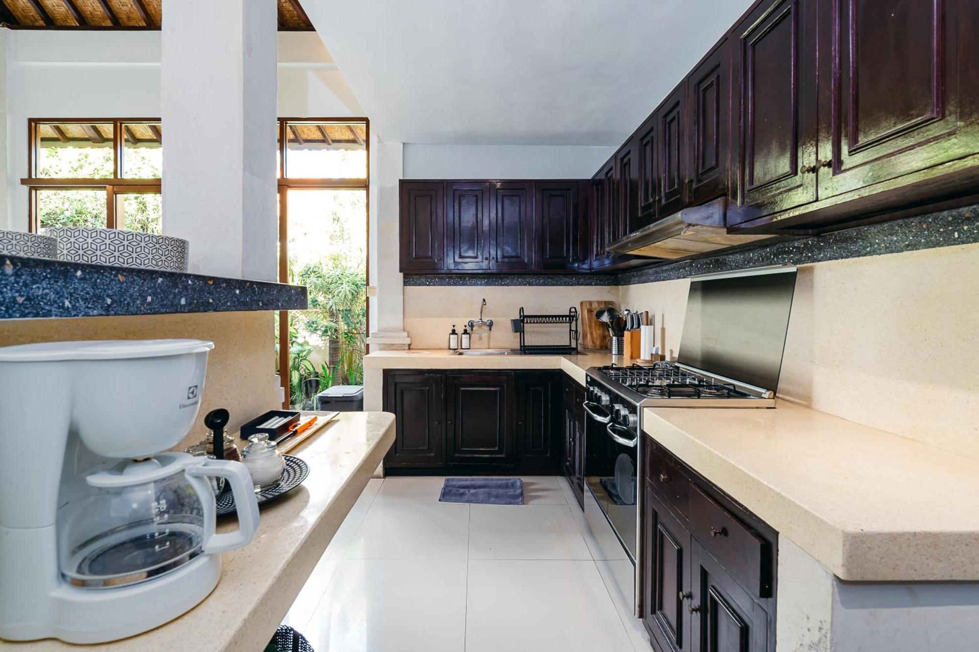 Mahayana Villa Batu Belig - Close To The Beach ชังกู ภายนอก รูปภาพ